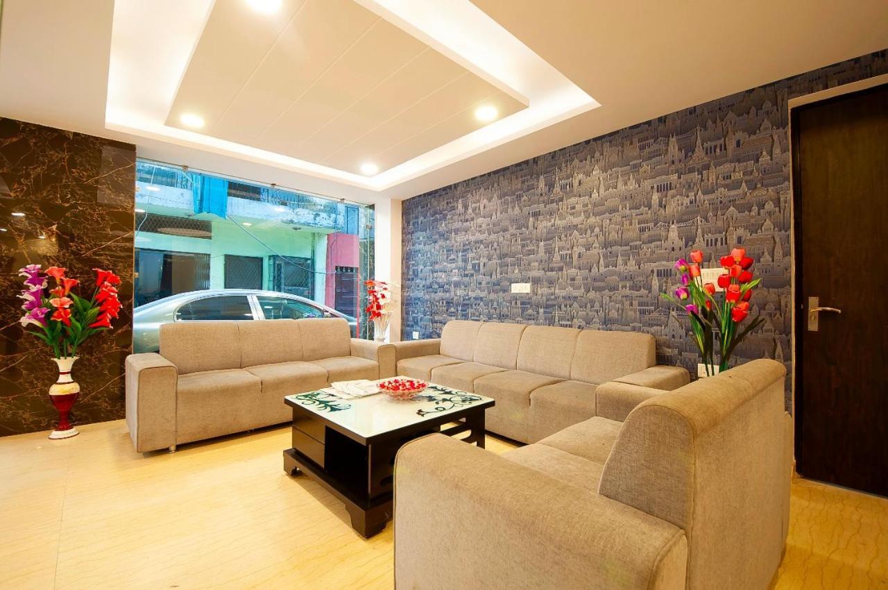 Hotel Belwood Suites - Near New Delhi Airport Nova Deli Exterior foto
